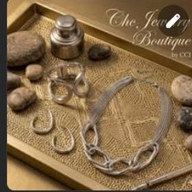 Chic Jewelry piece
