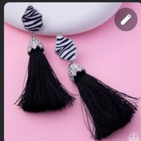 Chic Jewelry piece